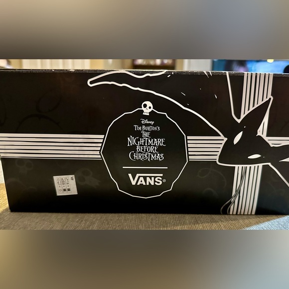 Vans Nightmare Before Christmas Sneakers -Retired and Limited Edition - Picture 5 of 7
